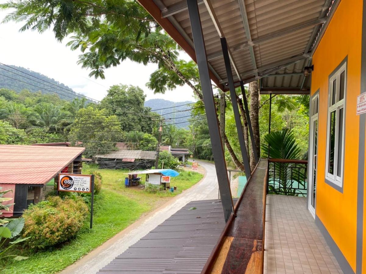 Khao Sok Inn Hostel Khao Sok National Park Dış mekan fotoğraf